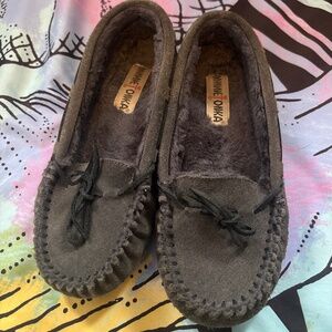 MinneTonka moccasins